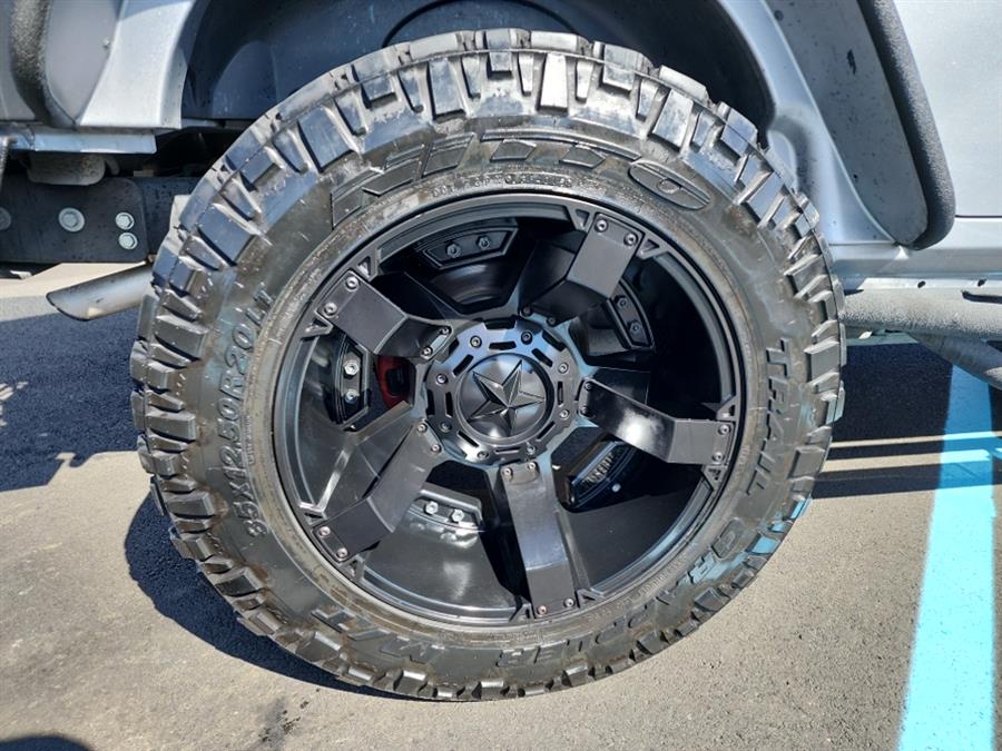 2016 Jeep Wrangler Unlimited 4WD 4dr Sport, available for sale in Islip, New York | L.I. Auto Gallery. Islip, New York 2016 Jeep Wrangler Unlimited 4WD 4dr Sport, available for sale in Islip, New York | L.I. Auto Gallery. Islip, New York