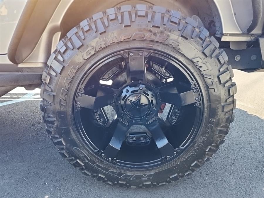 2016 Jeep Wrangler Unlimited 4WD 4dr Sport, available for sale in Islip, New York | L.I. Auto Gallery. Islip, New York 2016 Jeep Wrangler Unlimited 4WD 4dr Sport, available for sale in Islip, New York | L.I. Auto Gallery. Islip, New York
