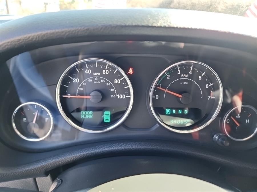 2016 Jeep Wrangler Unlimited 4WD 4dr Sport, available for sale in Islip, New York | L.I. Auto Gallery. Islip, New York 2016 Jeep Wrangler Unlimited 4WD 4dr Sport, available for sale in Islip, New York | L.I. Auto Gallery. Islip, New York