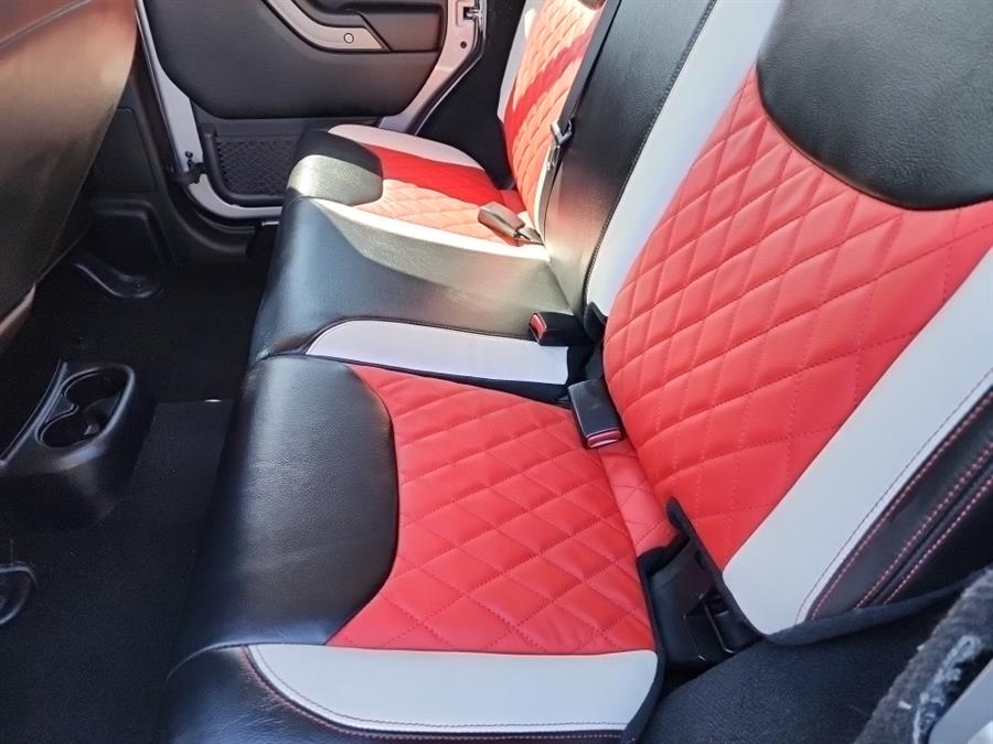 2016 Jeep Wrangler Unlimited 4WD 4dr Sport, available for sale in Islip, New York | L.I. Auto Gallery. Islip, New York 2016 Jeep Wrangler Unlimited 4WD 4dr Sport, available for sale in Islip, New York | L.I. Auto Gallery. Islip, New York