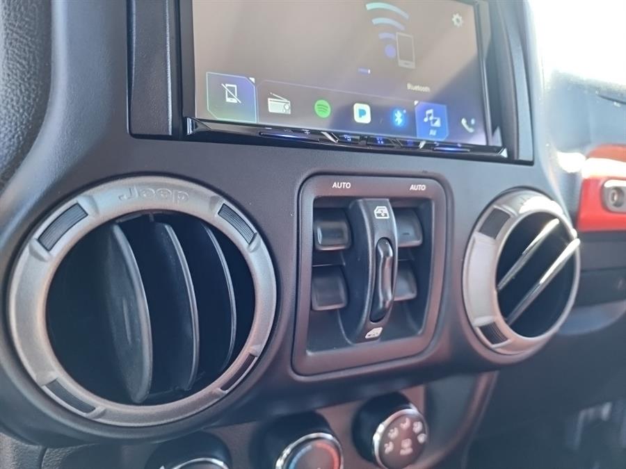 2016 Jeep Wrangler Unlimited 4WD 4dr Sport, available for sale in Islip, New York | L.I. Auto Gallery. Islip, New York 2016 Jeep Wrangler Unlimited 4WD 4dr Sport, available for sale in Islip, New York | L.I. Auto Gallery. Islip, New York