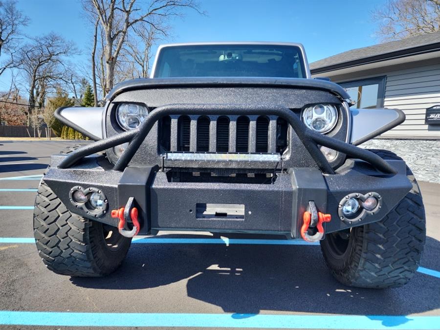 2016 Jeep Wrangler Unlimited 4WD 4dr Sport, available for sale in Islip, New York | L.I. Auto Gallery. Islip, New York 2016 Jeep Wrangler Unlimited 4WD 4dr Sport, available for sale in Islip, New York | L.I. Auto Gallery. Islip, New York