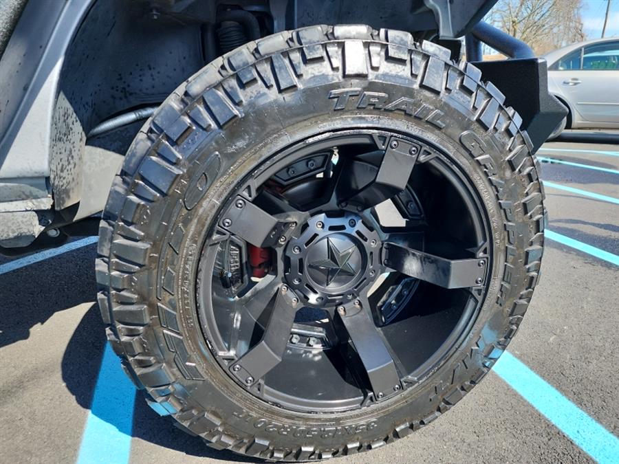 2016 Jeep Wrangler Unlimited 4WD 4dr Sport, available for sale in Islip, New York | L.I. Auto Gallery. Islip, New York 2016 Jeep Wrangler Unlimited 4WD 4dr Sport, available for sale in Islip, New York | L.I. Auto Gallery. Islip, New York