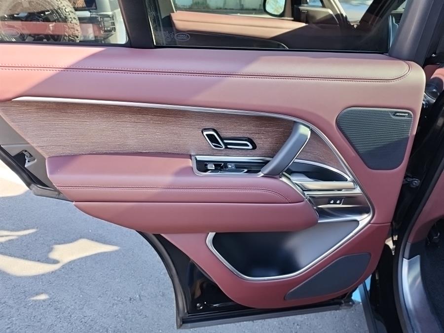 2023 Land Rover Range Rover P530 SE SWB, available for sale in Islip, New York | L.I. Auto Gallery. Islip, New York 2023 Land Rover Range Rover P530 SE SWB, available for sale in Islip, New York | L.I. Auto Gallery. Islip, New York