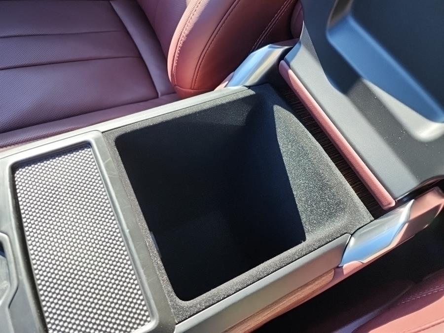 2023 Land Rover Range Rover P530 SE SWB, available for sale in Islip, New York | L.I. Auto Gallery. Islip, New York 2023 Land Rover Range Rover P530 SE SWB, available for sale in Islip, New York | L.I. Auto Gallery. Islip, New York