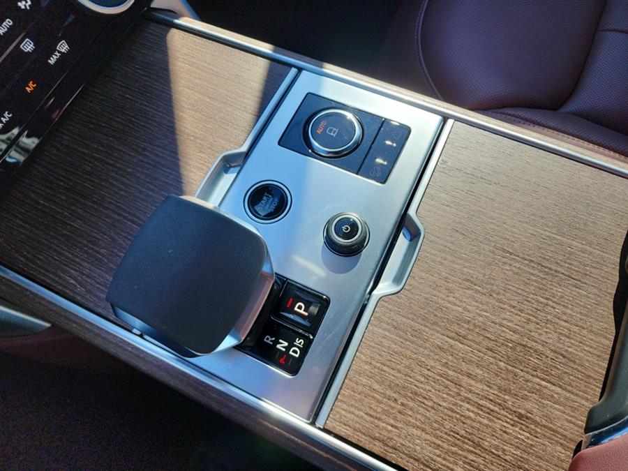2023 Land Rover Range Rover P530 SE SWB, available for sale in Islip, New York | L.I. Auto Gallery. Islip, New York 2023 Land Rover Range Rover P530 SE SWB, available for sale in Islip, New York | L.I. Auto Gallery. Islip, New York