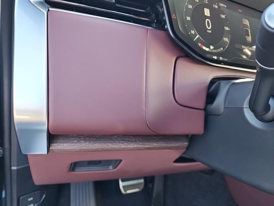 2023 Land Rover Range Rover P530 SE SWB, available for sale in Islip, New York | L.I. Auto Gallery. Islip, New York 2023 Land Rover Range Rover P530 SE SWB, available for sale in Islip, New York | L.I. Auto Gallery. Islip, New York