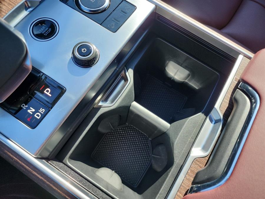 2023 Land Rover Range Rover P530 SE SWB, available for sale in Islip, New York | L.I. Auto Gallery. Islip, New York 2023 Land Rover Range Rover P530 SE SWB, available for sale in Islip, New York | L.I. Auto Gallery. Islip, New York
