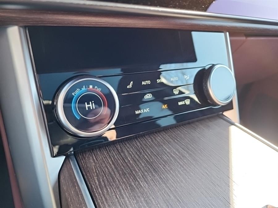 2023 Land Rover Range Rover P530 SE SWB, available for sale in Islip, New York | L.I. Auto Gallery. Islip, New York 2023 Land Rover Range Rover P530 SE SWB, available for sale in Islip, New York | L.I. Auto Gallery. Islip, New York
