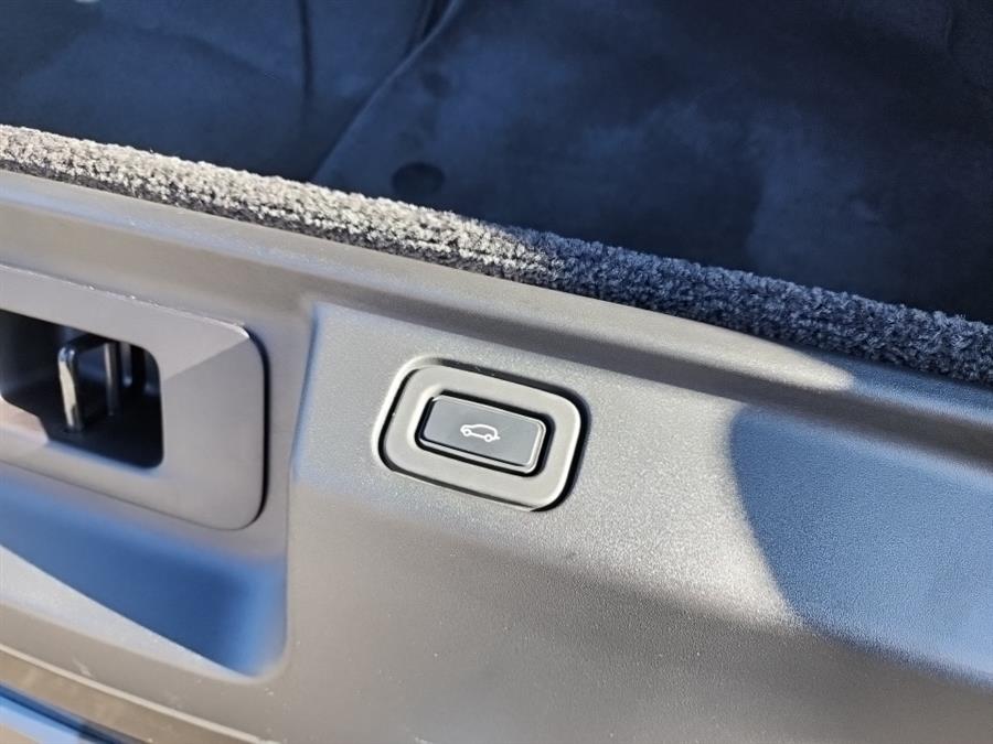 2023 Land Rover Range Rover P530 SE SWB, available for sale in Islip, New York | L.I. Auto Gallery. Islip, New York 2023 Land Rover Range Rover P530 SE SWB, available for sale in Islip, New York | L.I. Auto Gallery. Islip, New York
