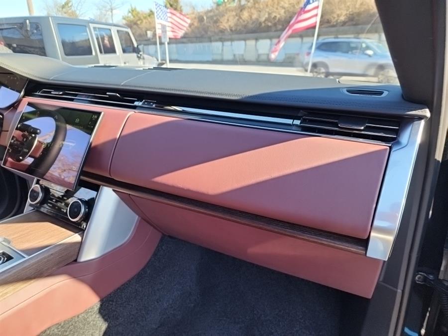 2023 Land Rover Range Rover P530 SE SWB, available for sale in Islip, New York | L.I. Auto Gallery. Islip, New York 2023 Land Rover Range Rover P530 SE SWB, available for sale in Islip, New York | L.I. Auto Gallery. Islip, New York