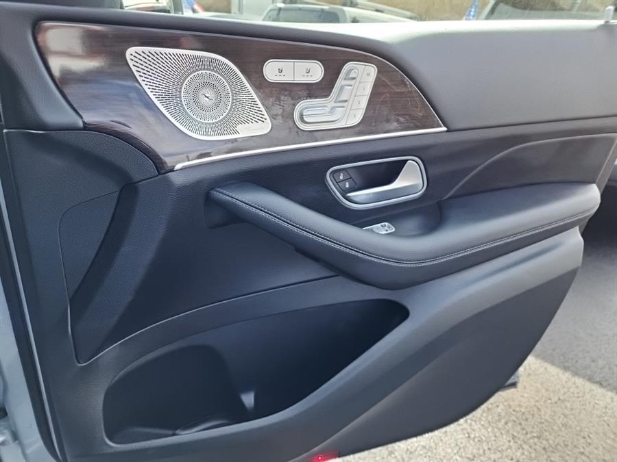 2022 Mercedes-Benz GLE GLE 350 4MATIC SUV, available for sale in Islip, New York | L.I. Auto Gallery. Islip, New York 2022 Mercedes-Benz GLE GLE 350 4MATIC SUV, available for sale in Islip, New York | L.I. Auto Gallery. Islip, New York