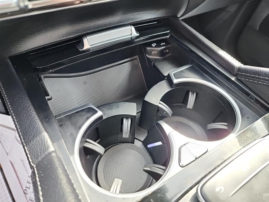 2022 Mercedes-Benz GLE GLE 350 4MATIC SUV, available for sale in Islip, New York | L.I. Auto Gallery. Islip, New York 2022 Mercedes-Benz GLE GLE 350 4MATIC SUV, available for sale in Islip, New York | L.I. Auto Gallery. Islip, New York