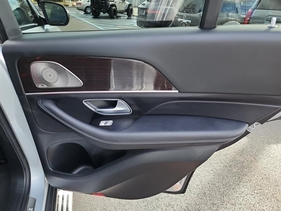 2022 Mercedes-Benz GLE GLE 350 4MATIC SUV, available for sale in Islip, New York | L.I. Auto Gallery. Islip, New York 2022 Mercedes-Benz GLE GLE 350 4MATIC SUV, available for sale in Islip, New York | L.I. Auto Gallery. Islip, New York