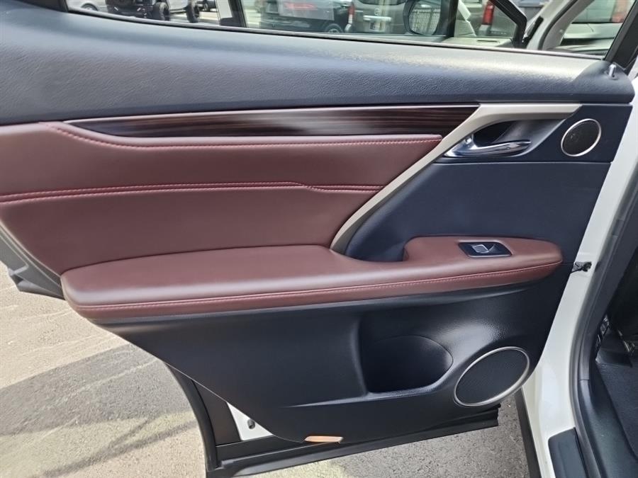 2019 Lexus RX RX 350L Premium AWD, available for sale in Islip, New York | L.I. Auto Gallery. Islip, New York 2019 Lexus RX RX 350L Premium AWD, available for sale in Islip, New York | L.I. Auto Gallery. Islip, New York