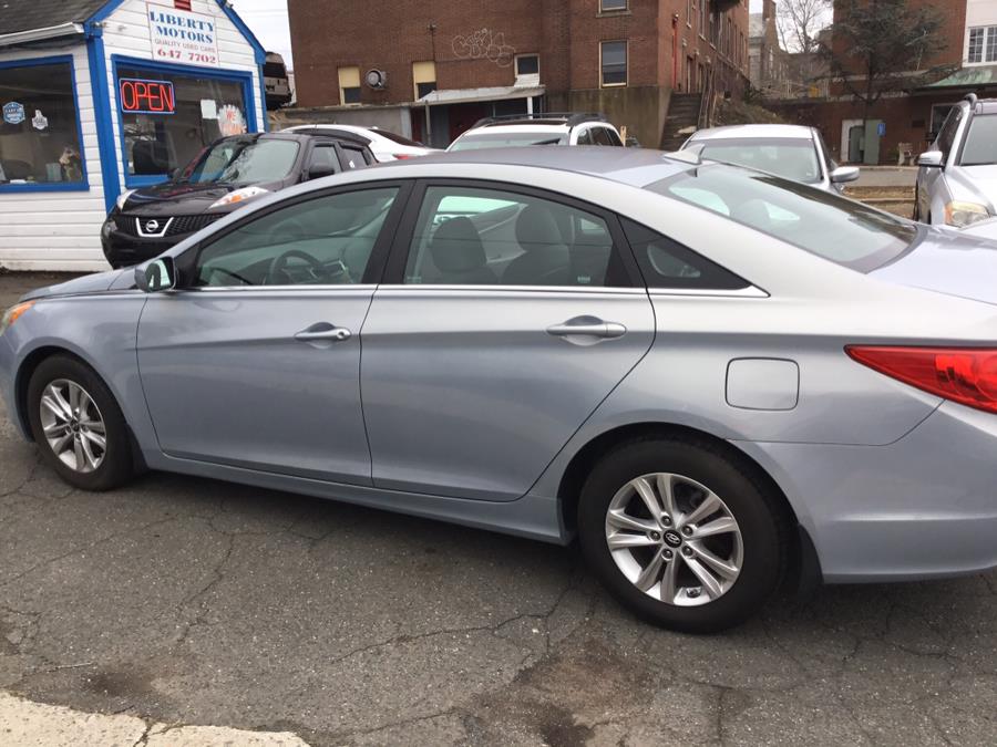 2011 Hyundai Sonata 4dr Sdn 2.4L Auto GLS, available for sale in Manchester, Connecticut | Liberty Motors. Manchester, Connecticut 2011 Hyundai Sonata 4dr Sdn 2.4L Auto GLS, available for sale in Manchester, Connecticut | Liberty Motors. Manchester, Connecticut