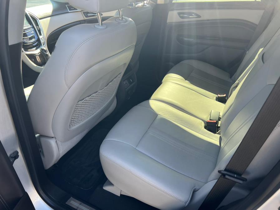 2013 Cadillac SRX AWD 4dr Luxury Collection, available for sale in Berlin, Connecticut | Main Auto of Berlin. Berlin, Connecticut 2013 Cadillac SRX AWD 4dr Luxury Collection, available for sale in Berlin, Connecticut | Main Auto of Berlin. Berlin, Connecticut