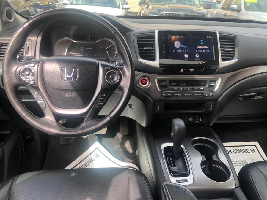 2017 Honda Pilot EX-L w/Navigation AWD, available for sale in Irvington, New Jersey | Elis Motors Corp. Irvington, New Jersey 2017 Honda Pilot EX-L w/Navigation AWD, available for sale in Irvington, New Jersey | Elis Motors Corp. Irvington, New Jersey