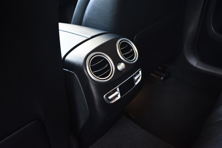 2020 Mercedes-benz Glc GLC 300 4MATIC AWD 4dr SUV, available for sale in Great Neck, New York | Camy Cars. Great Neck, New York 2020 Mercedes-benz Glc GLC 300 4MATIC AWD 4dr SUV, available for sale in Great Neck, New York | Camy Cars. Great Neck, New York