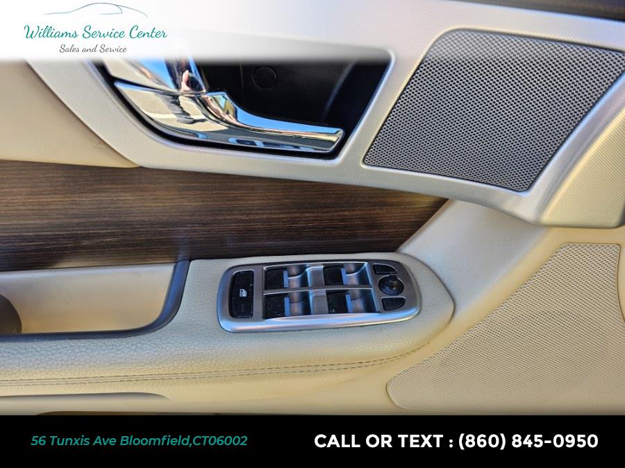 2012 Jaguar XF 4dr Sdn, available for sale in Bloomfield, Connecticut | Williams Service Center. Bloomfield, Connecticut 2012 Jaguar XF 4dr Sdn, available for sale in Bloomfield, Connecticut | Williams Service Center. Bloomfield, Connecticut