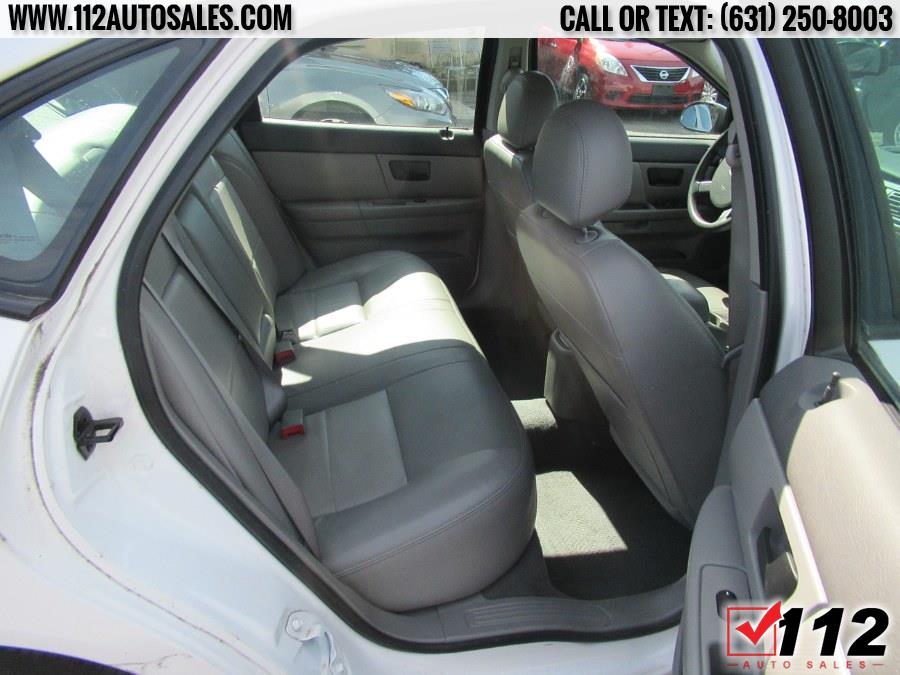 2004 Ford Taurus 4dr Sdn SEL, available for sale in Patchogue, New York | 112 Auto Sales. Patchogue, New York 2004 Ford Taurus 4dr Sdn SEL, available for sale in Patchogue, New York | 112 Auto Sales. Patchogue, New York