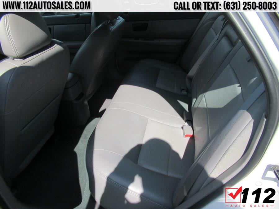 2004 Ford Taurus 4dr Sdn SEL, available for sale in Patchogue, New York | 112 Auto Sales. Patchogue, New York 2004 Ford Taurus 4dr Sdn SEL, available for sale in Patchogue, New York | 112 Auto Sales. Patchogue, New York