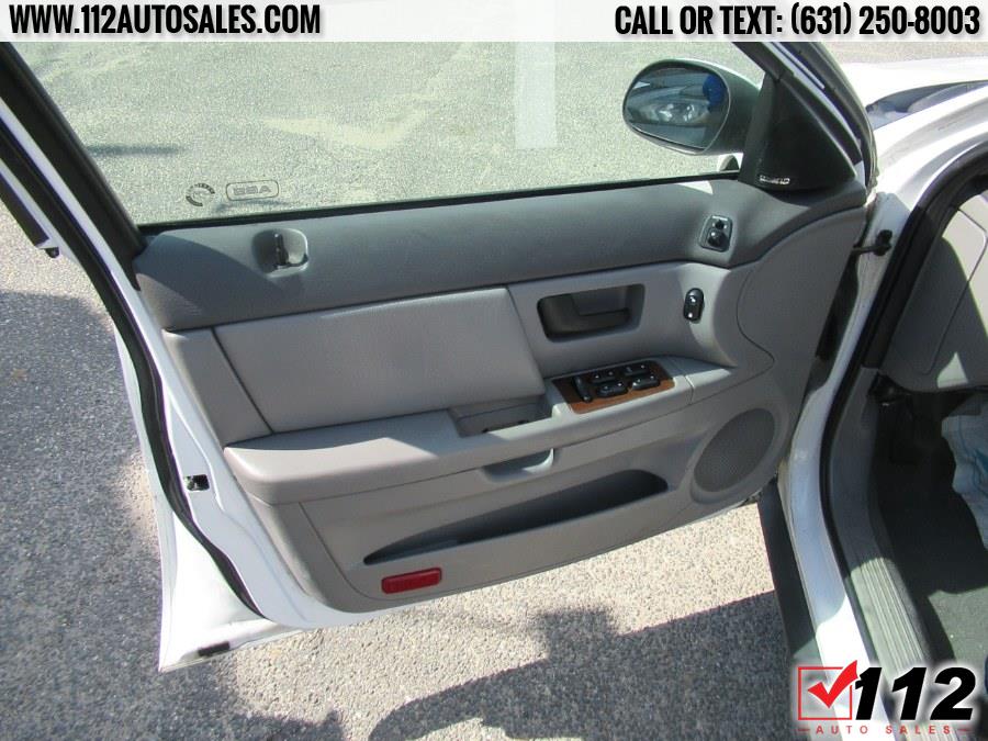 2004 Ford Taurus 4dr Sdn SEL, available for sale in Patchogue, New York | 112 Auto Sales. Patchogue, New York 2004 Ford Taurus 4dr Sdn SEL, available for sale in Patchogue, New York | 112 Auto Sales. Patchogue, New York