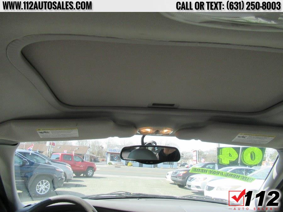 2004 Ford Taurus 4dr Sdn SEL, available for sale in Patchogue, New York | 112 Auto Sales. Patchogue, New York 2004 Ford Taurus 4dr Sdn SEL, available for sale in Patchogue, New York | 112 Auto Sales. Patchogue, New York