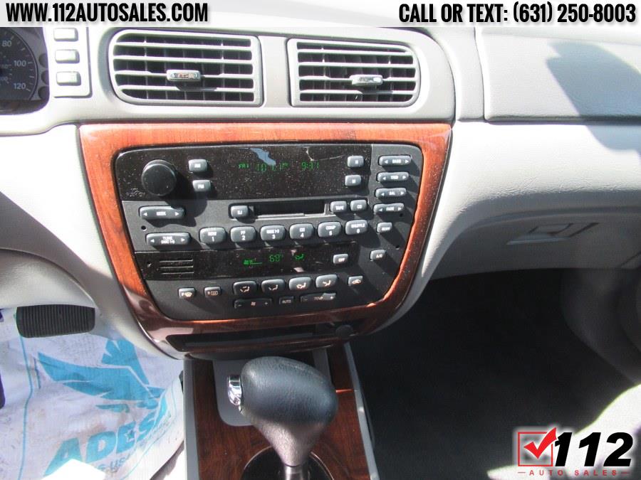 2004 Ford Taurus 4dr Sdn SEL, available for sale in Patchogue, New York | 112 Auto Sales. Patchogue, New York 2004 Ford Taurus 4dr Sdn SEL, available for sale in Patchogue, New York | 112 Auto Sales. Patchogue, New York