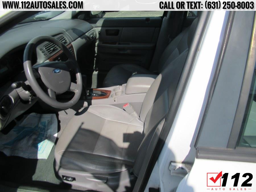 2004 Ford Taurus 4dr Sdn SEL, available for sale in Patchogue, New York | 112 Auto Sales. Patchogue, New York 2004 Ford Taurus 4dr Sdn SEL, available for sale in Patchogue, New York | 112 Auto Sales. Patchogue, New York
