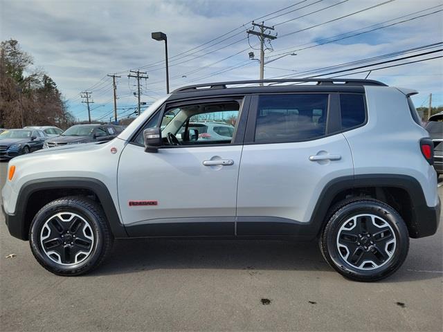 2016 Jeep Renegade Trailhawk, available for sale in Stratford, Connecticut | Wiz Leasing Inc. Stratford, Connecticut 2016 Jeep Renegade Trailhawk, available for sale in Stratford, Connecticut | Wiz Leasing Inc. Stratford, Connecticut