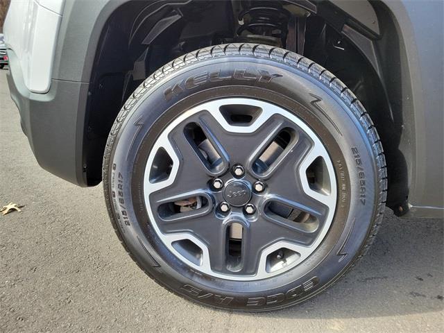 2016 Jeep Renegade Trailhawk, available for sale in Stratford, Connecticut | Wiz Leasing Inc. Stratford, Connecticut 2016 Jeep Renegade Trailhawk, available for sale in Stratford, Connecticut | Wiz Leasing Inc. Stratford, Connecticut