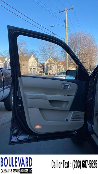 2012 Honda Pilot EX-L Sport Utility 4D, available for sale in New Haven, Connecticut | Boulevard Motors LLC. New Haven, Connecticut 2012 Honda Pilot EX-L Sport Utility 4D, available for sale in New Haven, Connecticut | Boulevard Motors LLC. New Haven, Connecticut