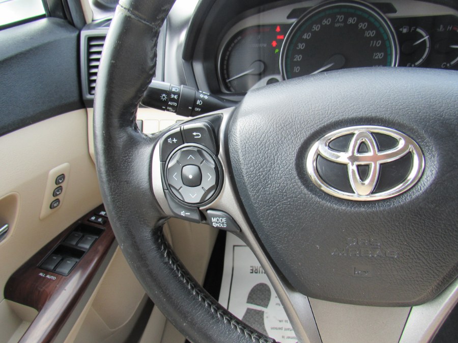 2013 Toyota Venza XLE, available for sale in Worcester, Massachusetts | Hilario's Auto Sales Inc.. Worcester, Massachusetts 2013 Toyota Venza XLE, available for sale in Worcester, Massachusetts | Hilario's Auto Sales Inc.. Worcester, Massachusetts