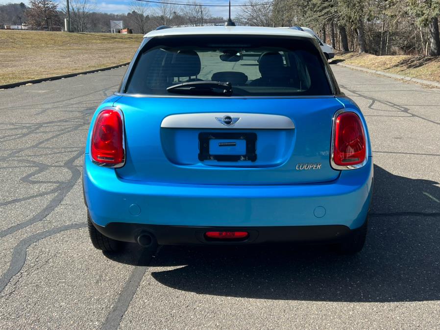 2015 MINI Cooper Hardtop 4 Door 4dr HB, available for sale in Waterbury, Connecticut | Platinum Auto Care. Waterbury, Connecticut 2015 MINI Cooper Hardtop 4 Door 4dr HB, available for sale in Waterbury, Connecticut | Platinum Auto Care. Waterbury, Connecticut