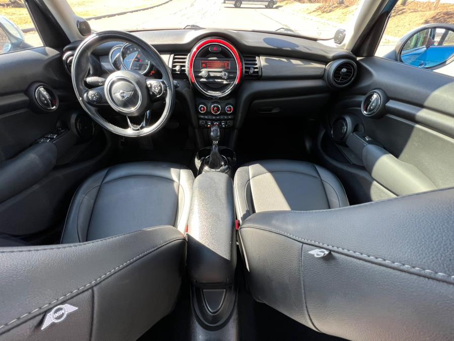 2015 MINI Cooper Hardtop 4 Door 4dr HB, available for sale in Waterbury, Connecticut | Platinum Auto Care. Waterbury, Connecticut 2015 MINI Cooper Hardtop 4 Door 4dr HB, available for sale in Waterbury, Connecticut | Platinum Auto Care. Waterbury, Connecticut