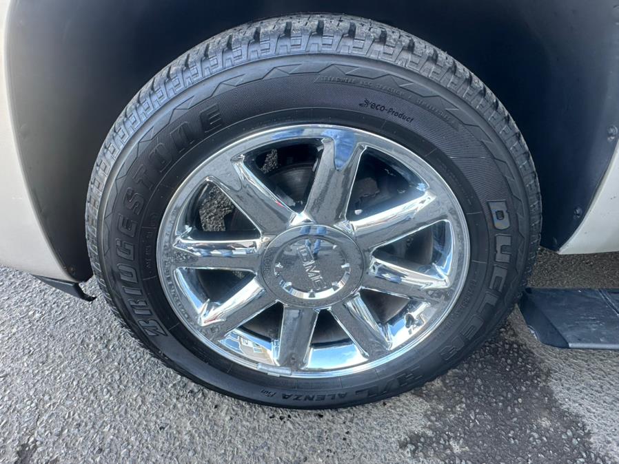 2010 GMC Yukon XL AWD 4dr 1500 Denali, available for sale in Plainville, Connecticut | Chris's Auto Clinic. Plainville, Connecticut 2010 GMC Yukon XL AWD 4dr 1500 Denali, available for sale in Plainville, Connecticut | Chris's Auto Clinic. Plainville, Connecticut