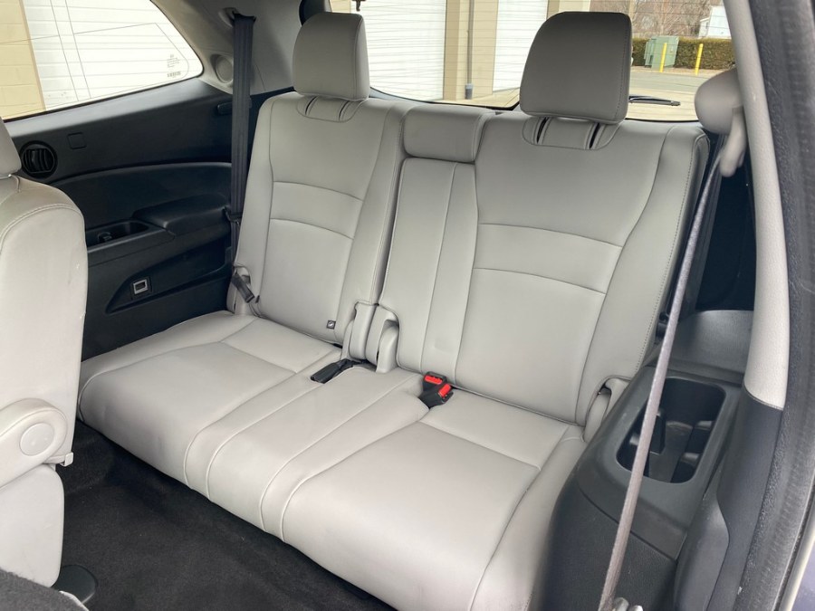2016 Honda Pilot AWD 4dr Elite w/RES & Navi, available for sale in West Springfield, Massachusetts | Union Street Auto Sales. West Springfield, Massachusetts 2016 Honda Pilot AWD 4dr Elite w/RES & Navi, available for sale in West Springfield, Massachusetts | Union Street Auto Sales. West Springfield, Massachusetts
