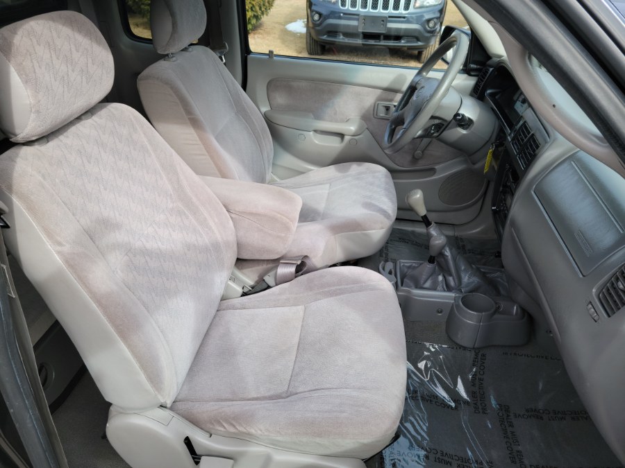 2001 Toyota Tacoma XtraCab V6 Manual 4WD, available for sale in East Windsor, Connecticut | Toro Auto. East Windsor, Connecticut 2001 Toyota Tacoma XtraCab V6 Manual 4WD, available for sale in East Windsor, Connecticut | Toro Auto. East Windsor, Connecticut