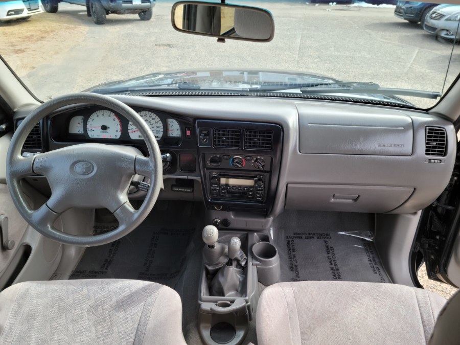 2001 Toyota Tacoma XtraCab V6 Manual 4WD, available for sale in East Windsor, Connecticut | Toro Auto. East Windsor, Connecticut 2001 Toyota Tacoma XtraCab V6 Manual 4WD, available for sale in East Windsor, Connecticut | Toro Auto. East Windsor, Connecticut