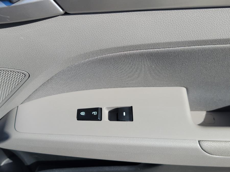 2020 Hyundai Elantra SEL IVT SULEV, available for sale in Philadelphia, Pennsylvania | Eugen's Auto Sales & Repairs. Philadelphia, Pennsylvania 2020 Hyundai Elantra SEL IVT SULEV, available for sale in Philadelphia, Pennsylvania | Eugen's Auto Sales & Repairs. Philadelphia, Pennsylvania