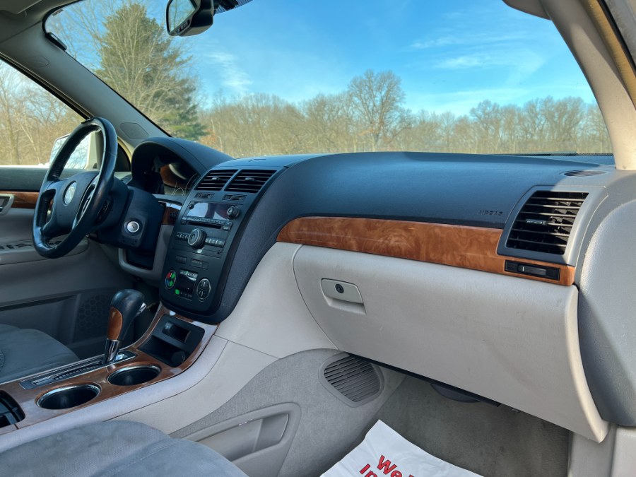 2007 Saturn Outlook AWD 4dr XR, available for sale in Ortonville, Michigan | Marsh Auto Sales LLC. Ortonville, Michigan 2007 Saturn Outlook AWD 4dr XR, available for sale in Ortonville, Michigan | Marsh Auto Sales LLC. Ortonville, Michigan