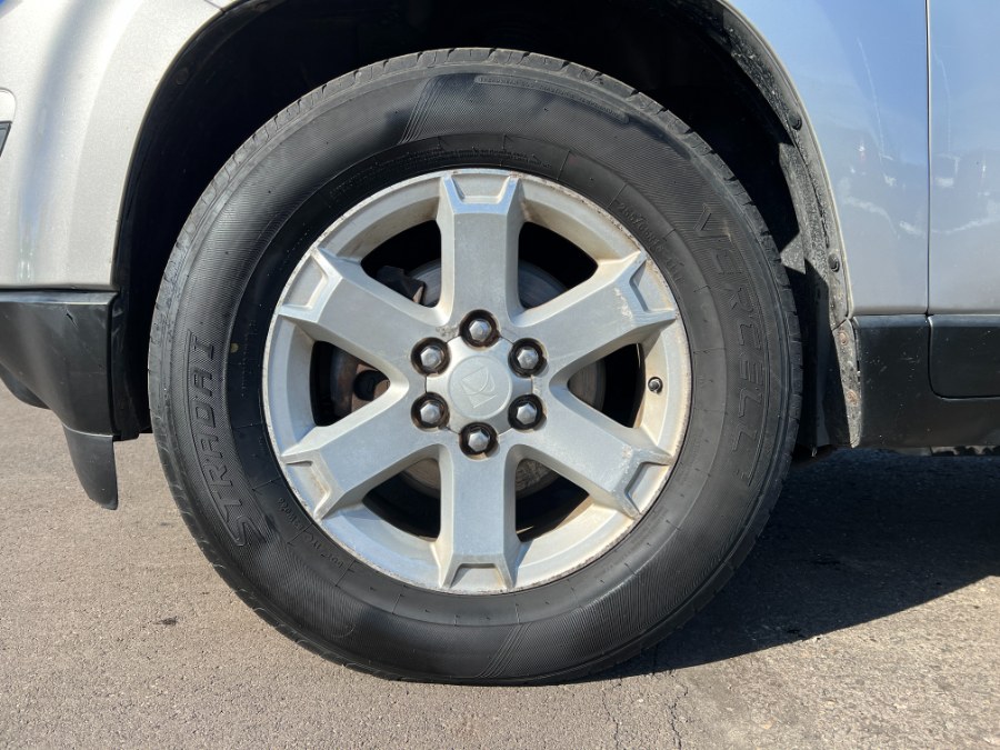 2007 Saturn Outlook AWD 4dr XR, available for sale in Ortonville, Michigan | Marsh Auto Sales LLC. Ortonville, Michigan 2007 Saturn Outlook AWD 4dr XR, available for sale in Ortonville, Michigan | Marsh Auto Sales LLC. Ortonville, Michigan