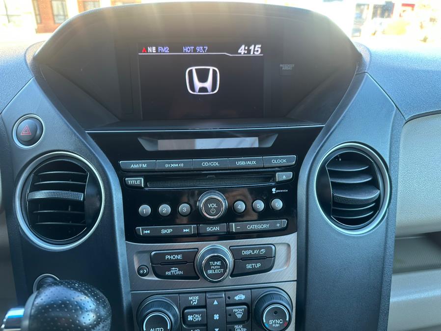 2012 Honda Pilot 4WD 4dr EX-L, available for sale in Manchester, Connecticut | Carsonmain LLC. Manchester, Connecticut 2012 Honda Pilot 4WD 4dr EX-L, available for sale in Manchester, Connecticut | Carsonmain LLC. Manchester, Connecticut