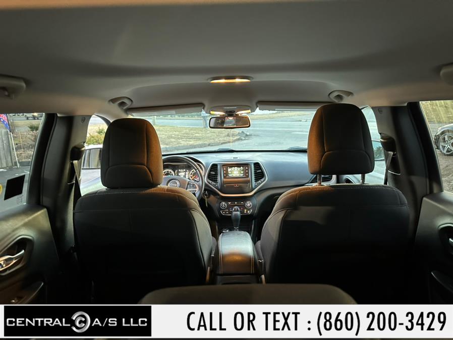 2015 Jeep Cherokee 4WD 4dr Latitude, available for sale in East Windsor, Connecticut | Central A/S LLC. East Windsor, Connecticut 2015 Jeep Cherokee 4WD 4dr Latitude, available for sale in East Windsor, Connecticut | Central A/S LLC. East Windsor, Connecticut