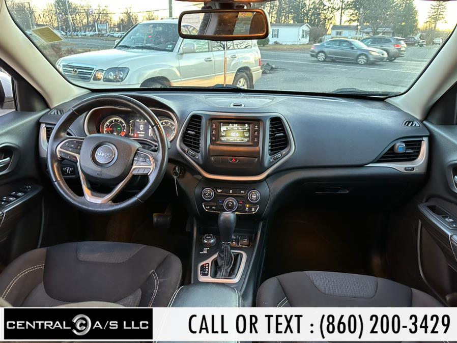 2015 Jeep Cherokee 4WD 4dr Latitude, available for sale in East Windsor, Connecticut | Central A/S LLC. East Windsor, Connecticut 2015 Jeep Cherokee 4WD 4dr Latitude, available for sale in East Windsor, Connecticut | Central A/S LLC. East Windsor, Connecticut