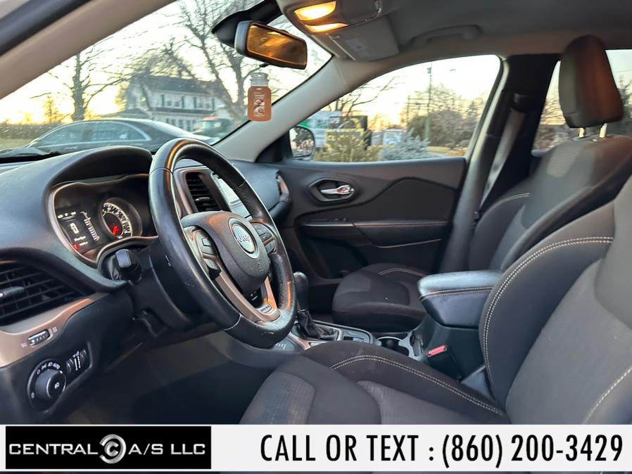 2015 Jeep Cherokee 4WD 4dr Latitude, available for sale in East Windsor, Connecticut | Central A/S LLC. East Windsor, Connecticut 2015 Jeep Cherokee 4WD 4dr Latitude, available for sale in East Windsor, Connecticut | Central A/S LLC. East Windsor, Connecticut