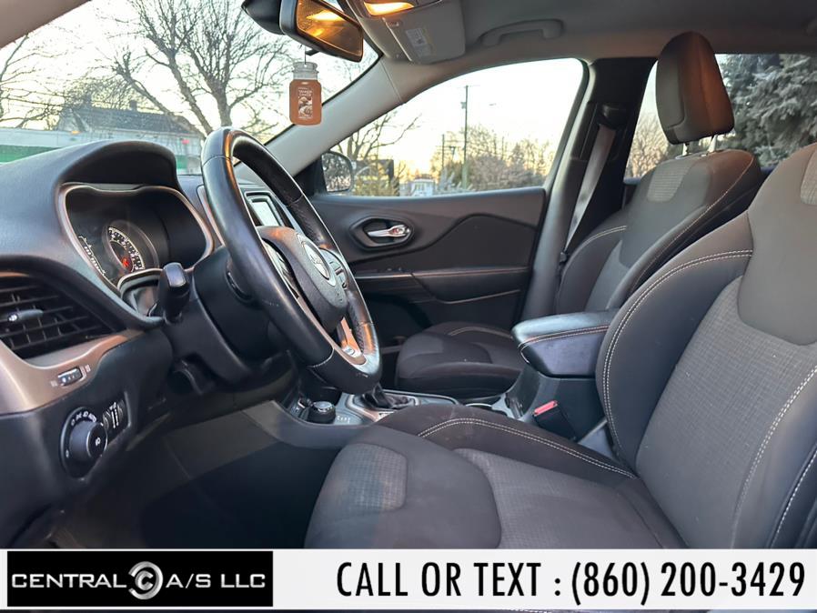 2015 Jeep Cherokee 4WD 4dr Latitude, available for sale in East Windsor, Connecticut | Central A/S LLC. East Windsor, Connecticut 2015 Jeep Cherokee 4WD 4dr Latitude, available for sale in East Windsor, Connecticut | Central A/S LLC. East Windsor, Connecticut