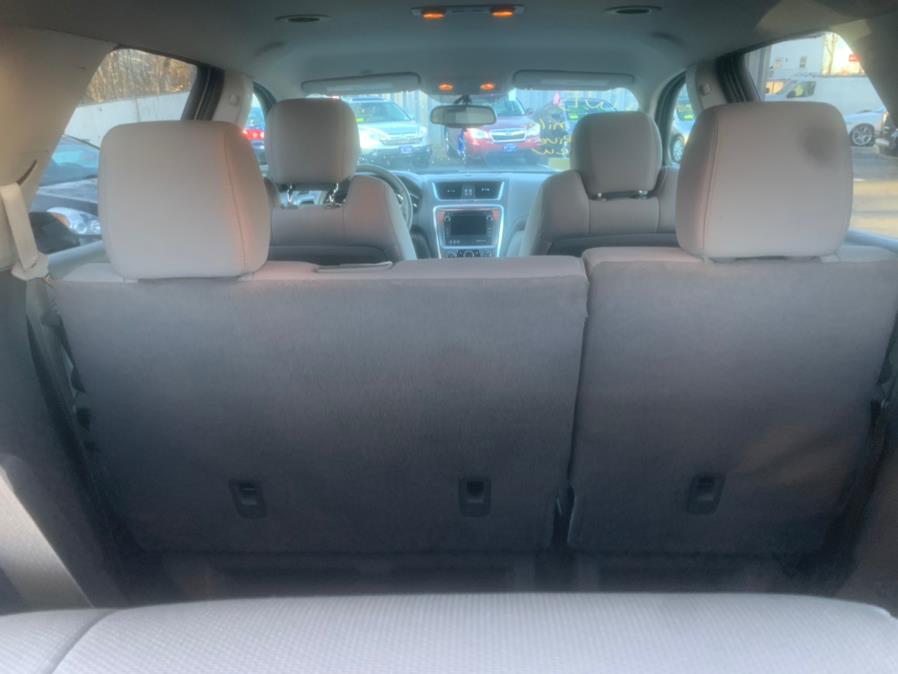 2013 GMC Acadia AWD 4dr SLE w/SLE-1, available for sale in Taunton, Massachusetts | Rt 138 Auto Center Inc . Taunton, Massachusetts 2013 GMC Acadia AWD 4dr SLE w/SLE-1, available for sale in Taunton, Massachusetts | Rt 138 Auto Center Inc . Taunton, Massachusetts