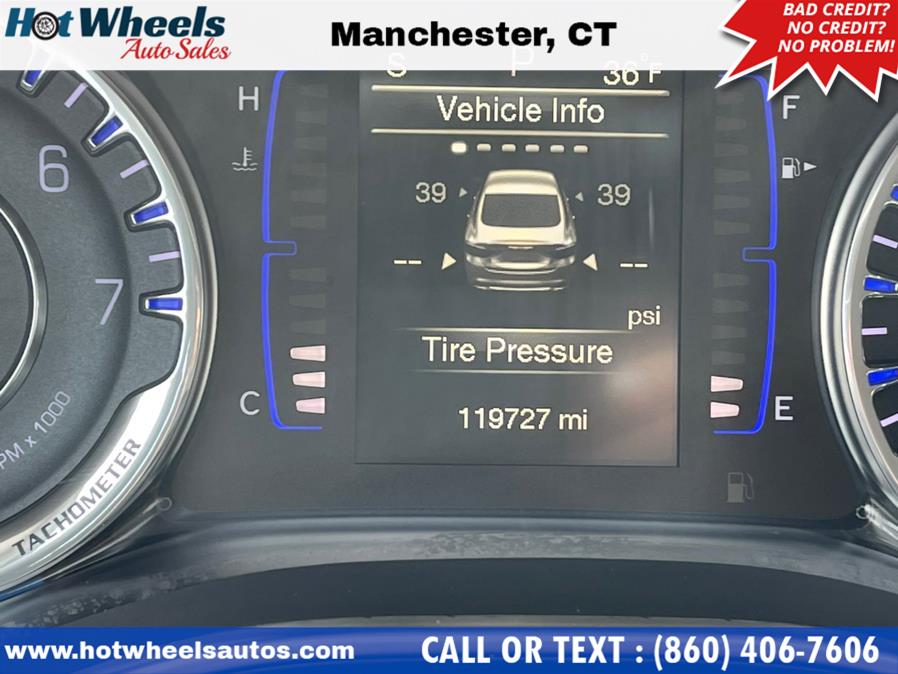 2016 Chrysler 200 4dr Sdn Limited FWD, available for sale in Manchester, Connecticut | Hot Wheels Auto Sales LLC. Manchester, Connecticut 2016 Chrysler 200 4dr Sdn Limited FWD, available for sale in Manchester, Connecticut | Hot Wheels Auto Sales LLC. Manchester, Connecticut